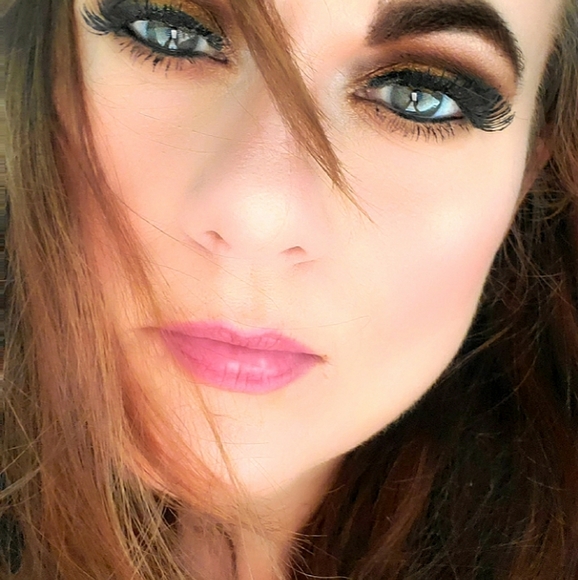 Meet your Posher, Meredith - Picture 1 of 1